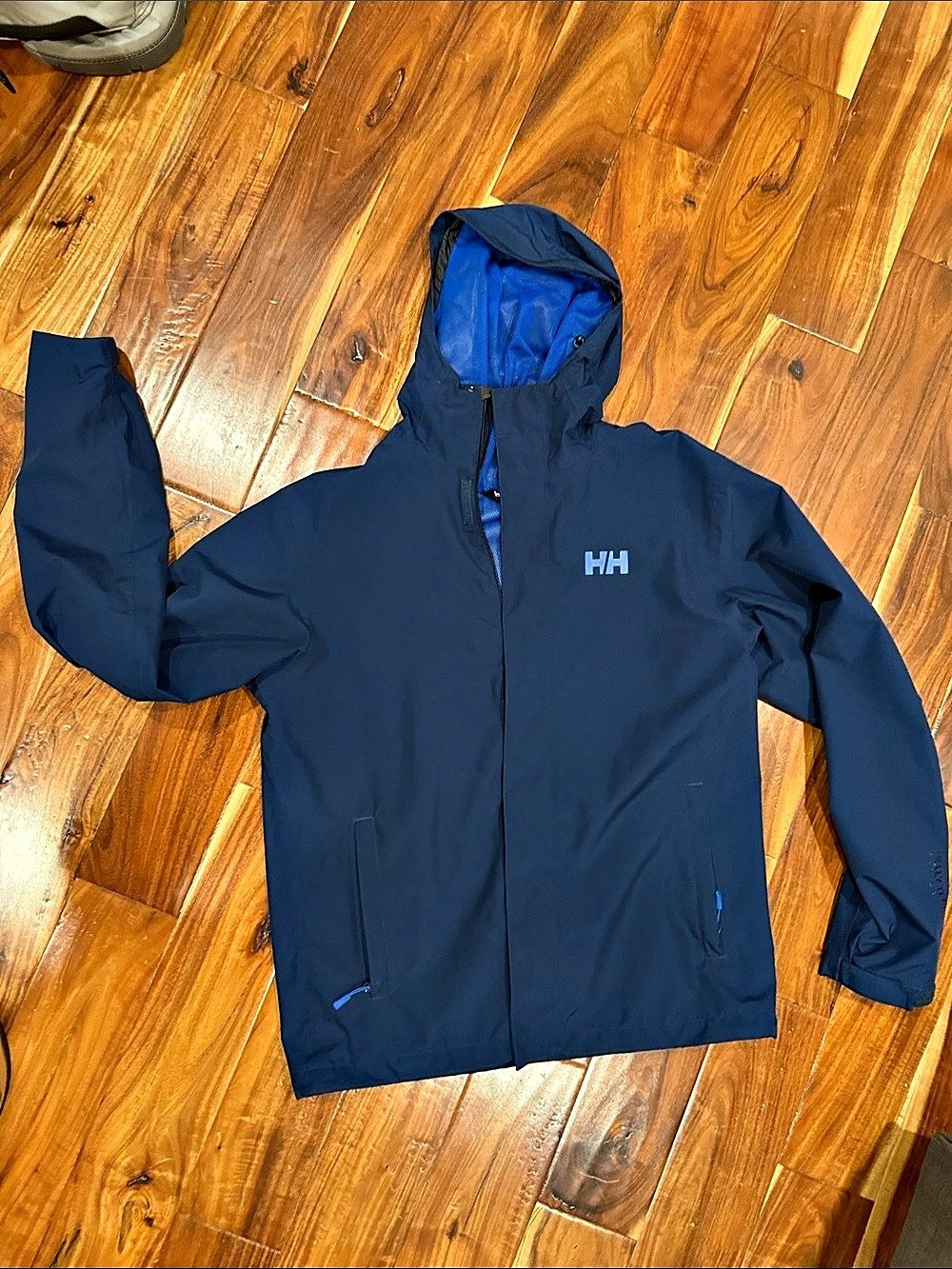 Helly Hansen Hooded Rain Jacket in Blue Size Large